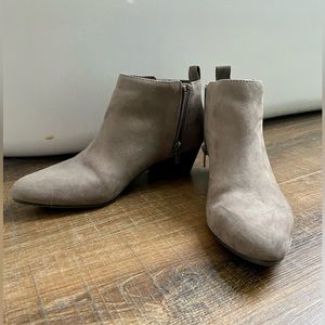 Tan short boots : booties - size 7